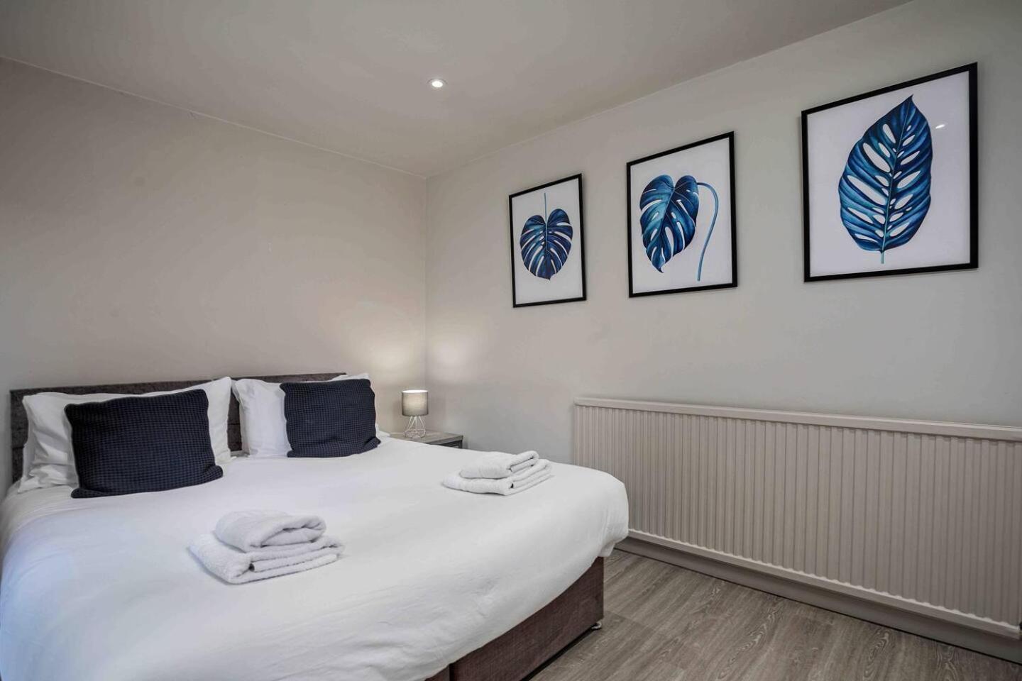 3 Bedroom Bungalow Close To Peak District With Garden เชฟฟิลด์ ภายนอก รูปภาพ