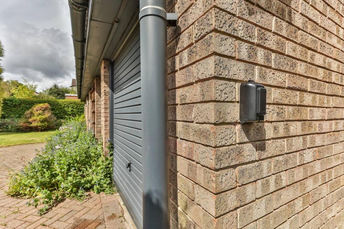 3 Bedroom Bungalow Close To Peak District With Garden เชฟฟิลด์ ภายนอก รูปภาพ