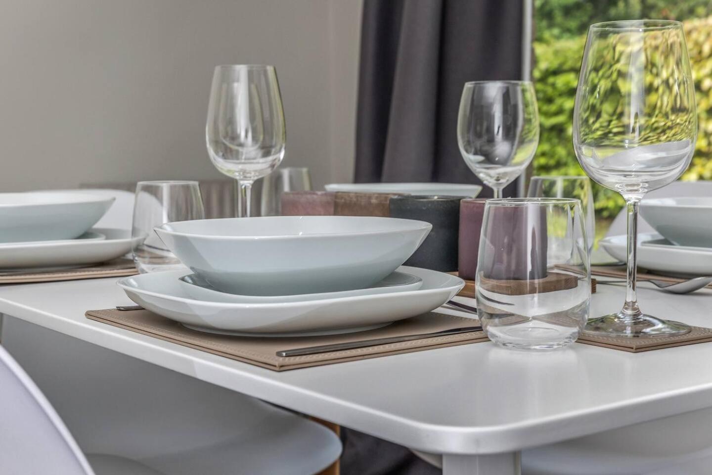 3 Bedroom Bungalow Close To Peak District With Garden เชฟฟิลด์ ภายนอก รูปภาพ