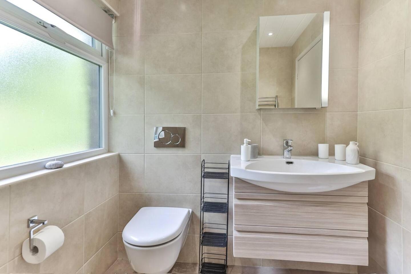 3 Bedroom Bungalow Close To Peak District With Garden เชฟฟิลด์ ภายนอก รูปภาพ